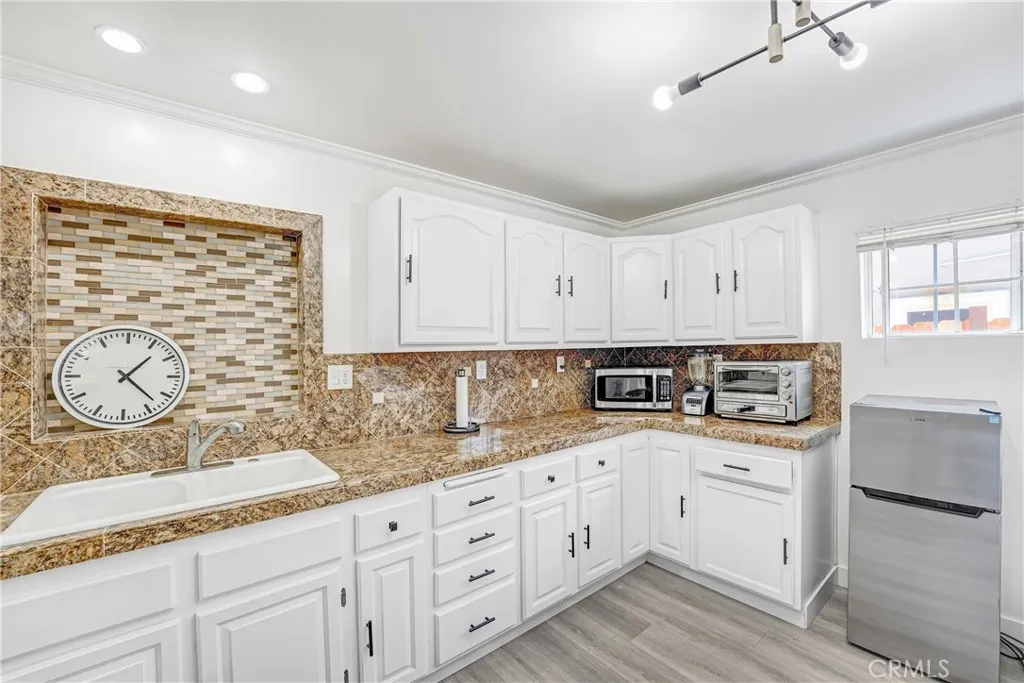Additional image 10 of 15720 Roxford Street, Sylmar, CA 91342