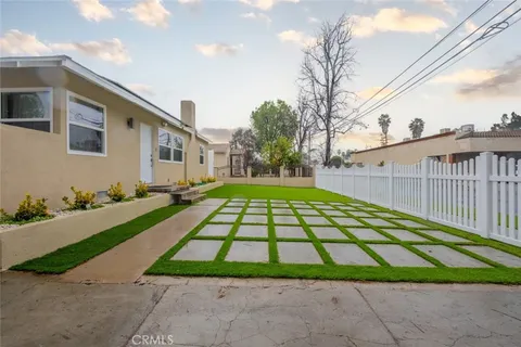 6820 Jellico Avenue, Van Nuys, CA MLS: SR25033552