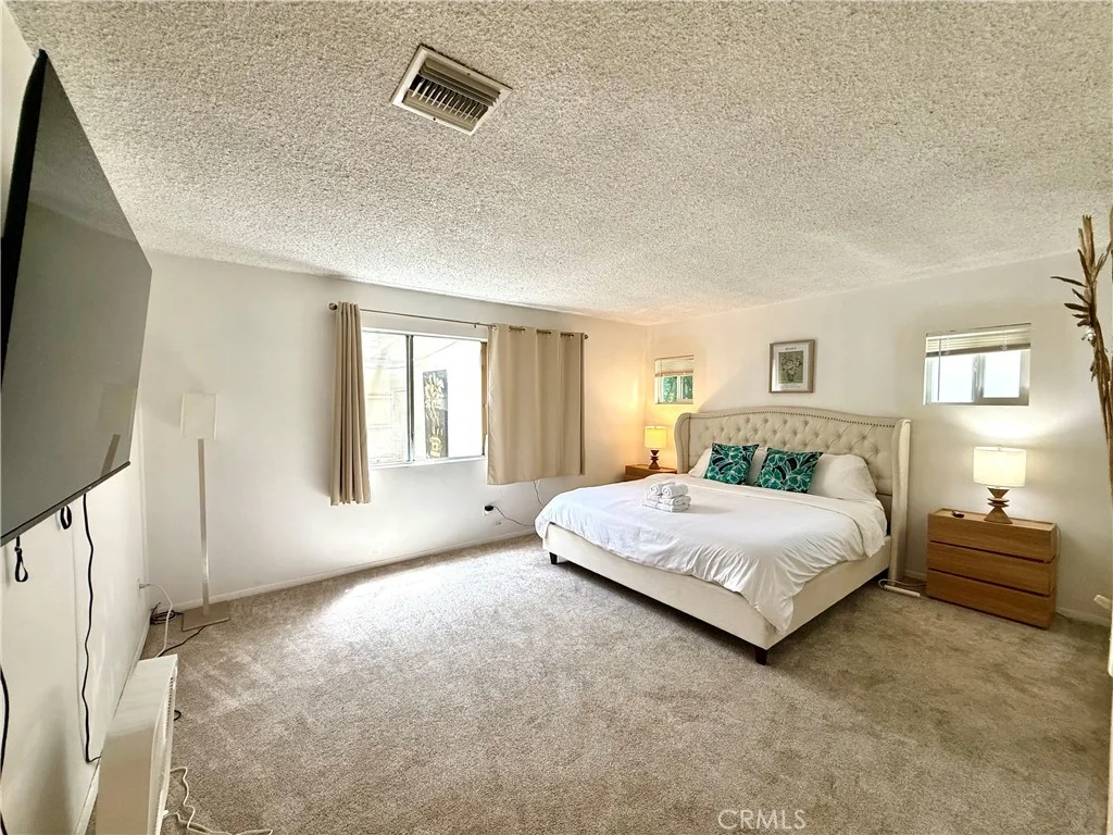 9504 E Naomi Avenue, Arcadia, CA 91007
