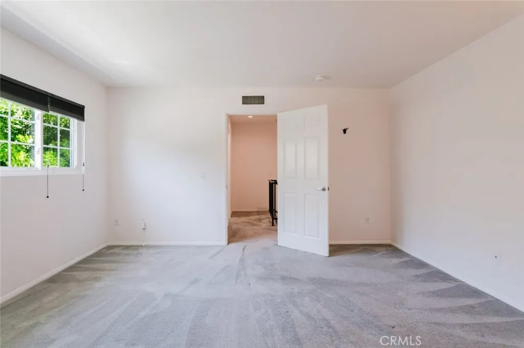 Additional image 45 of 18643 Burbank Blvd Unit 7, Tarzana, CA 91356