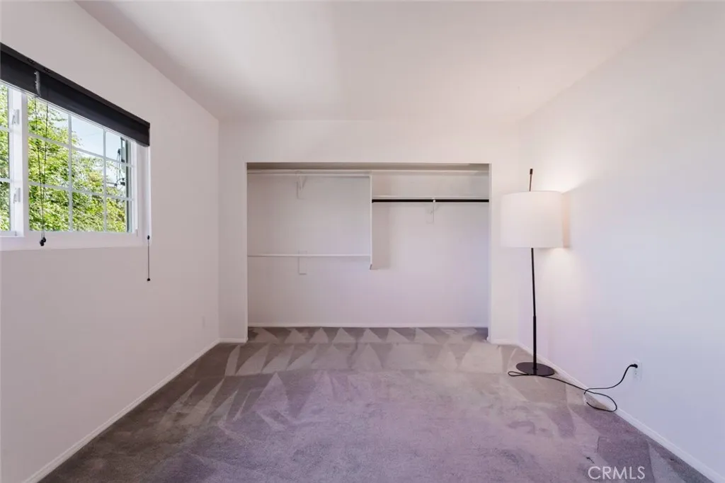 Additional image 44 of 18643 Burbank Blvd Unit 7, Tarzana, CA 91356