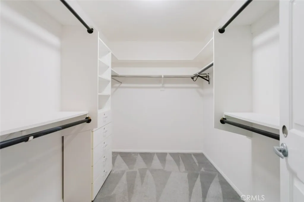 Additional image 17 of 18643 Burbank Blvd Unit 7, Tarzana, CA 91356