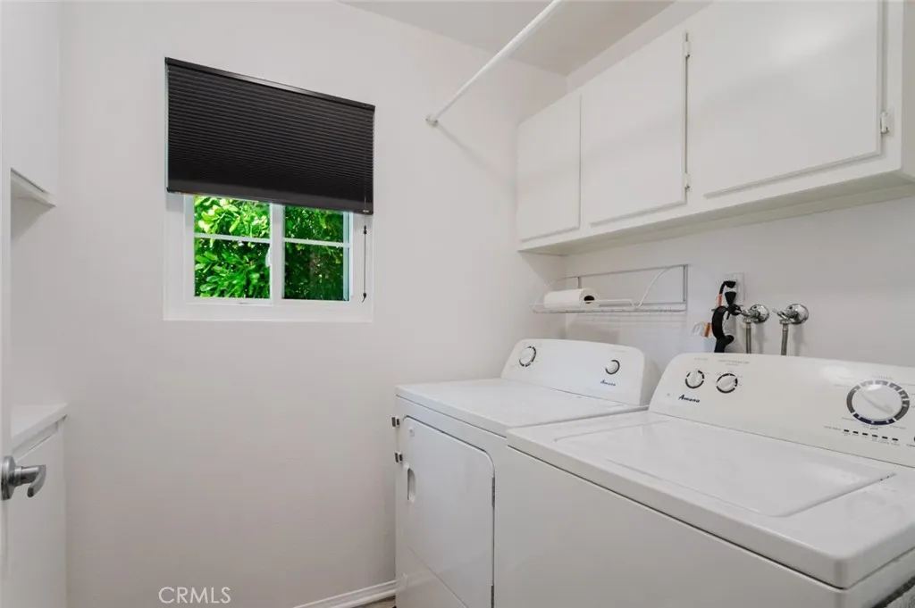 Additional image 47 of 18643 Burbank Blvd Unit 7, Tarzana, CA 91356