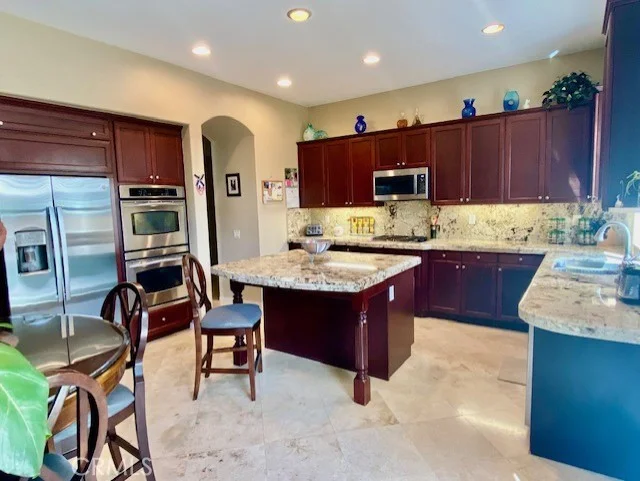 33973 Turtle Creek St, Temecula, CA 92592 photo 3