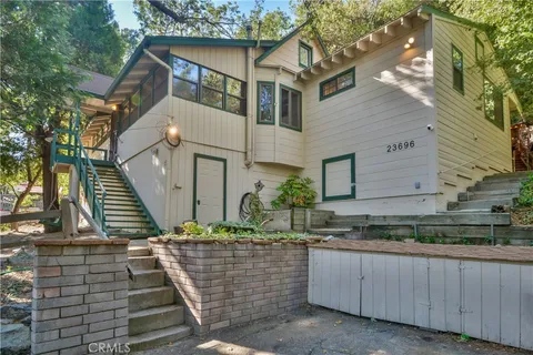 Property image for 23696 Manzanita Drive, Crestline, CA 92325