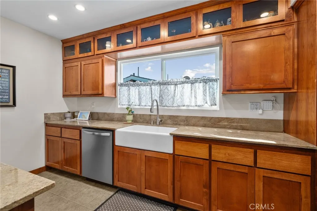 Additional image 39 of 519 N 8th Ave, Upland, CA 91786