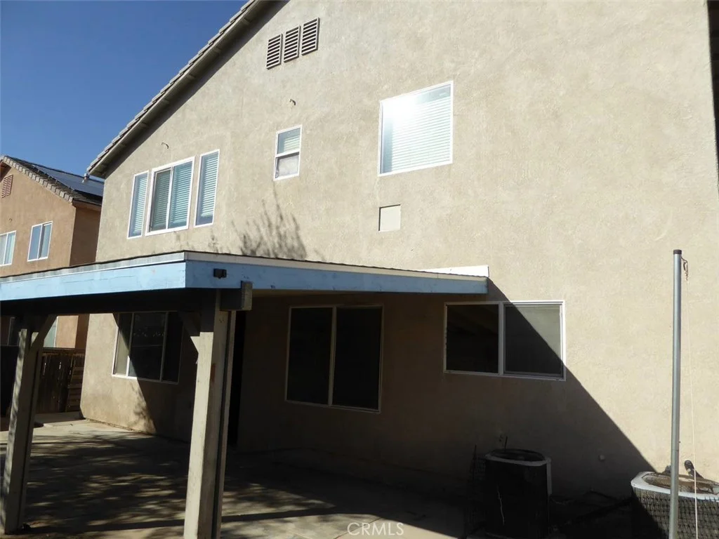 9390 Dragon Tree Dr, Hesperia, CA 92344