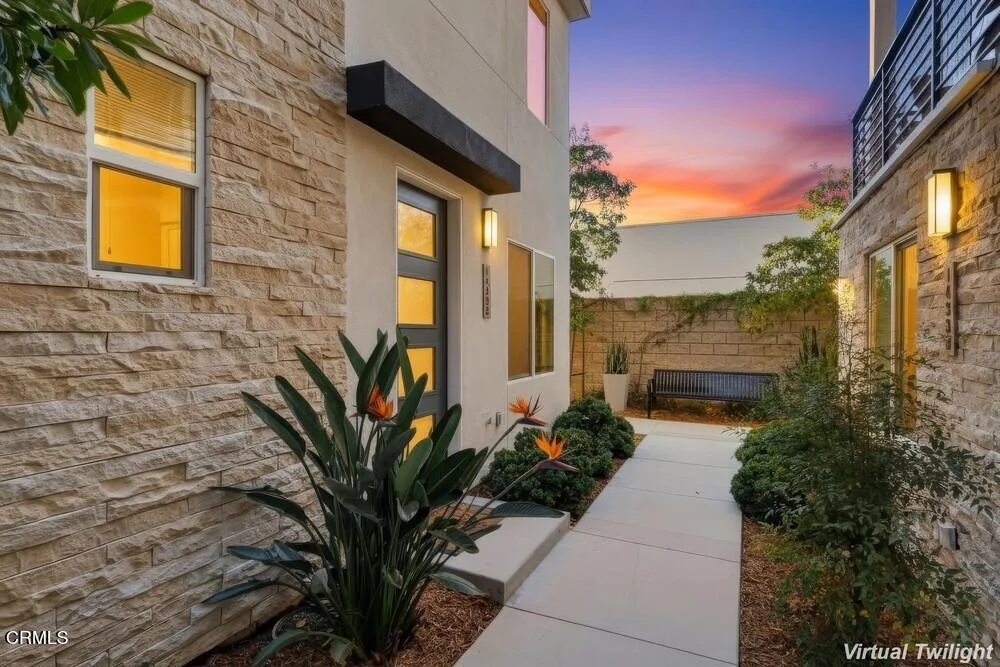 11618 Colfax Meadow Lane, Los Angeles, CA 91604