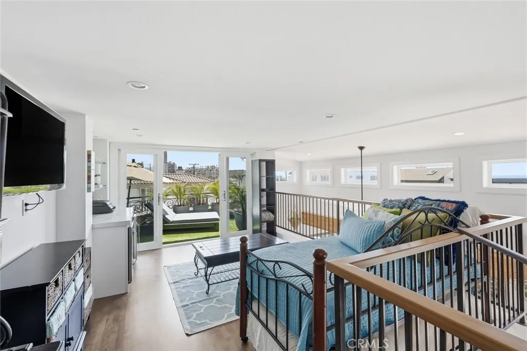 Additional image 43 of 130 Monterey Blvd, Hermosa Beach, CA 90254
