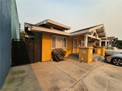 1353 W 59th Street, Los Angeles, CA 90044 - MLS#: DW25007822