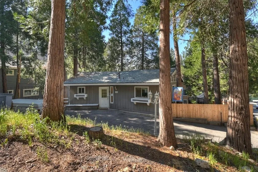 Additional image 3 of 770 Berne Dr, Crestline, CA 92325