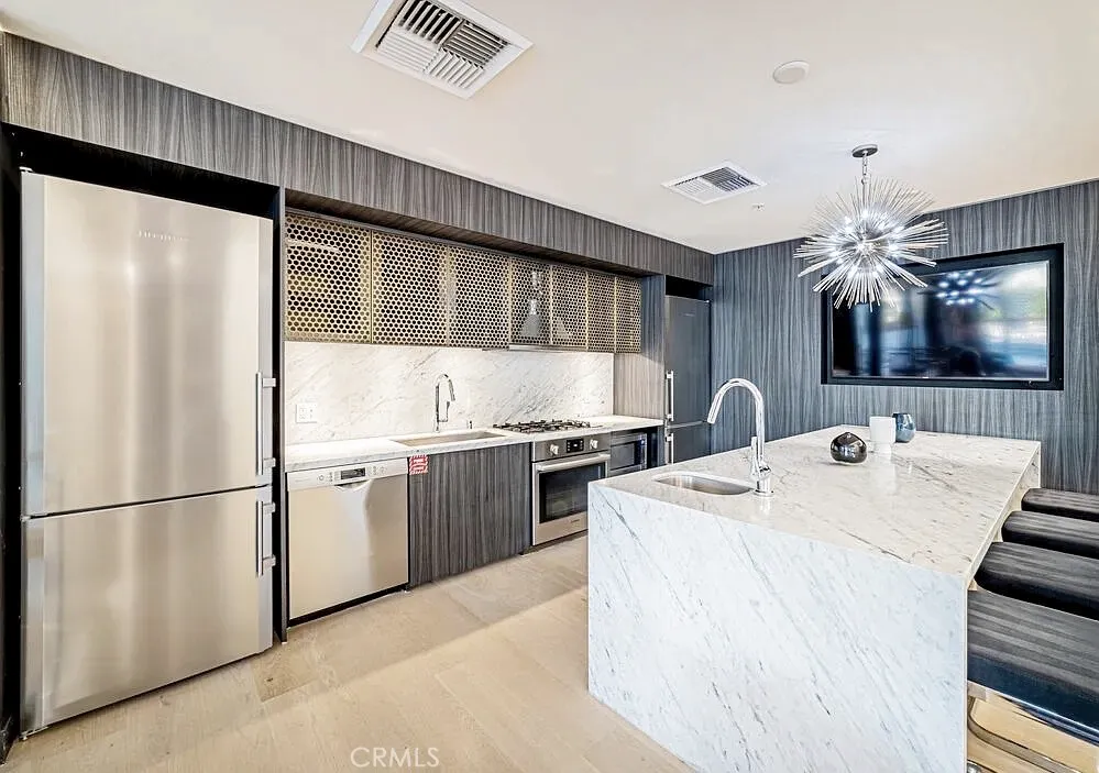 Additional image 77 of 1050 SE Grand Ave, Los Angeles, CA 90015