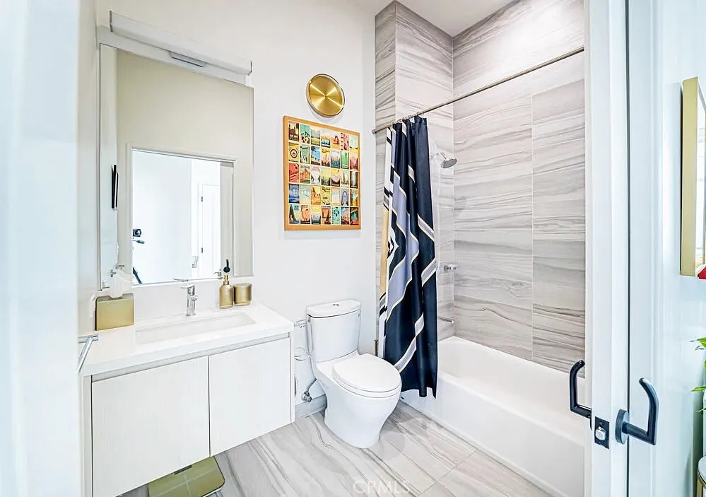 Additional image 61 of 1050 SE Grand Ave, Los Angeles, CA 90015