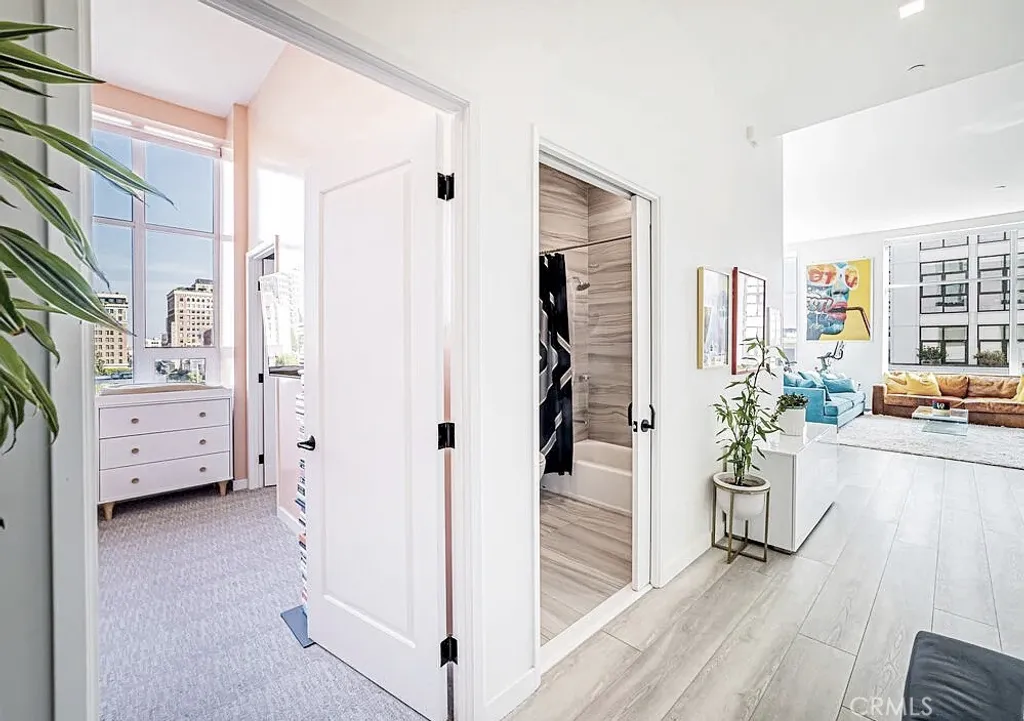 Additional image 21 of 1050 SE Grand Ave, Los Angeles, CA 90015