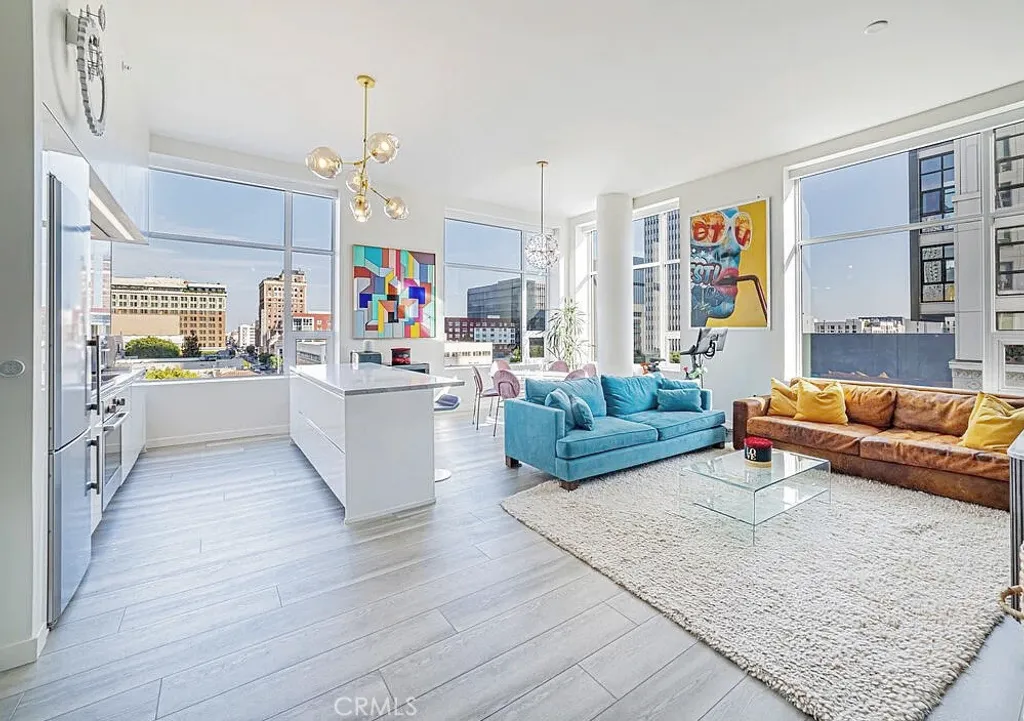 Additional image 3 of 1050 SE Grand Ave, Los Angeles, CA 90015