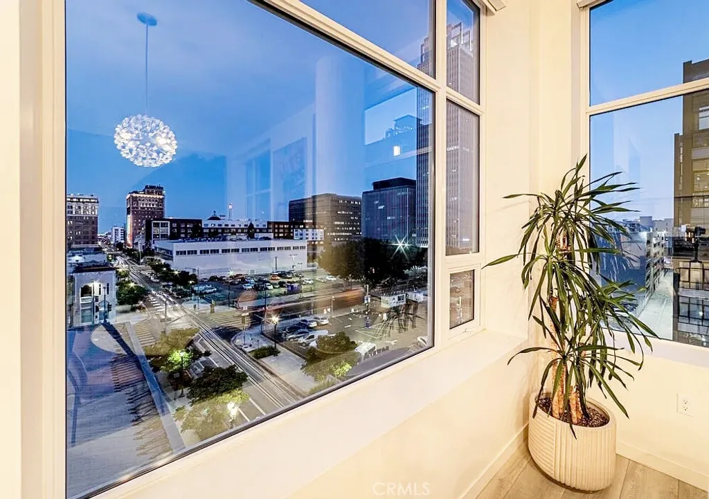 Additional image 11 of 1050 SE Grand Ave, Los Angeles, CA 90015