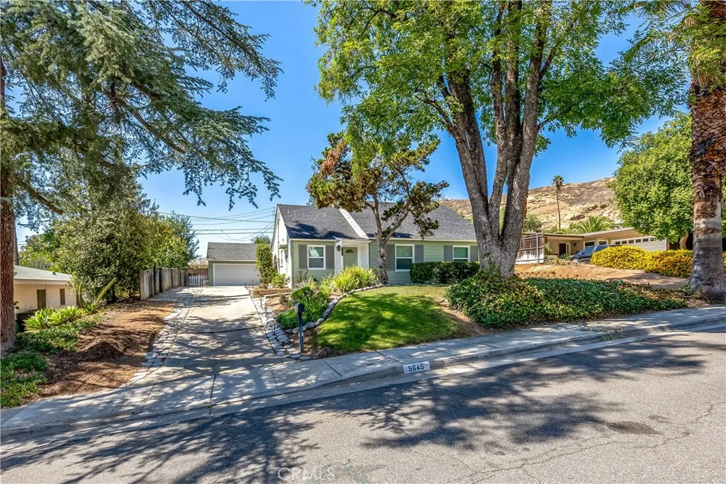 5649 Laredo Rd, Riverside, CA 92506 photo 3