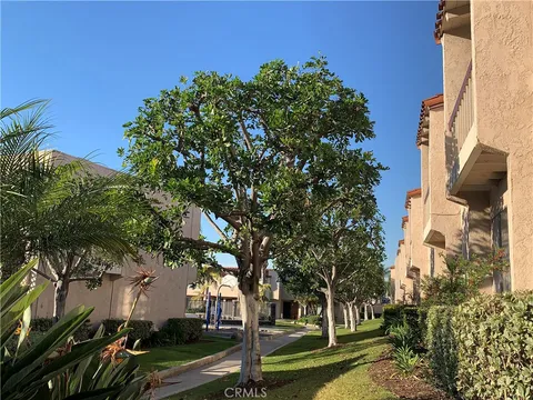 700 W. La Veta #A4 Ave, Orange, CA 92868 - MLS#: PW25047281