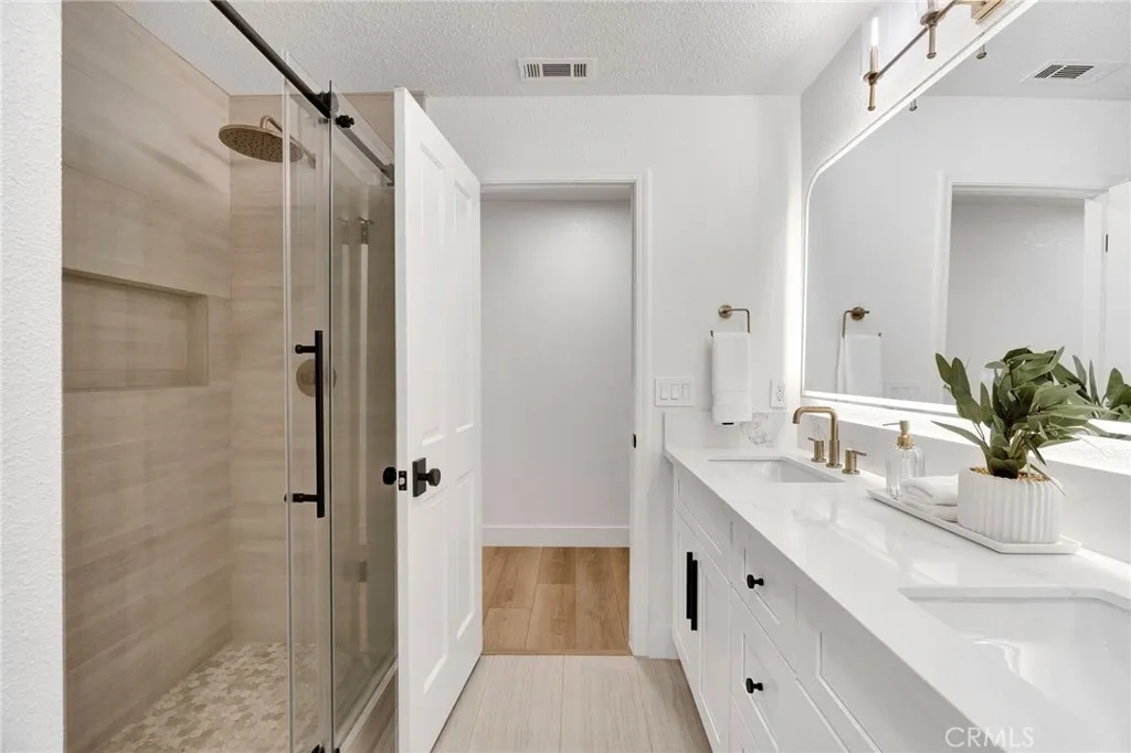 Additional image 37 of 3737 W Minarets Avenue, Fresno, CA 93711