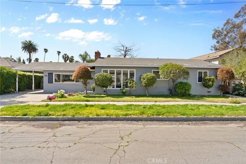 300 Palisade Street, Pasadena, CA 91103 - MLS#: IG25074547