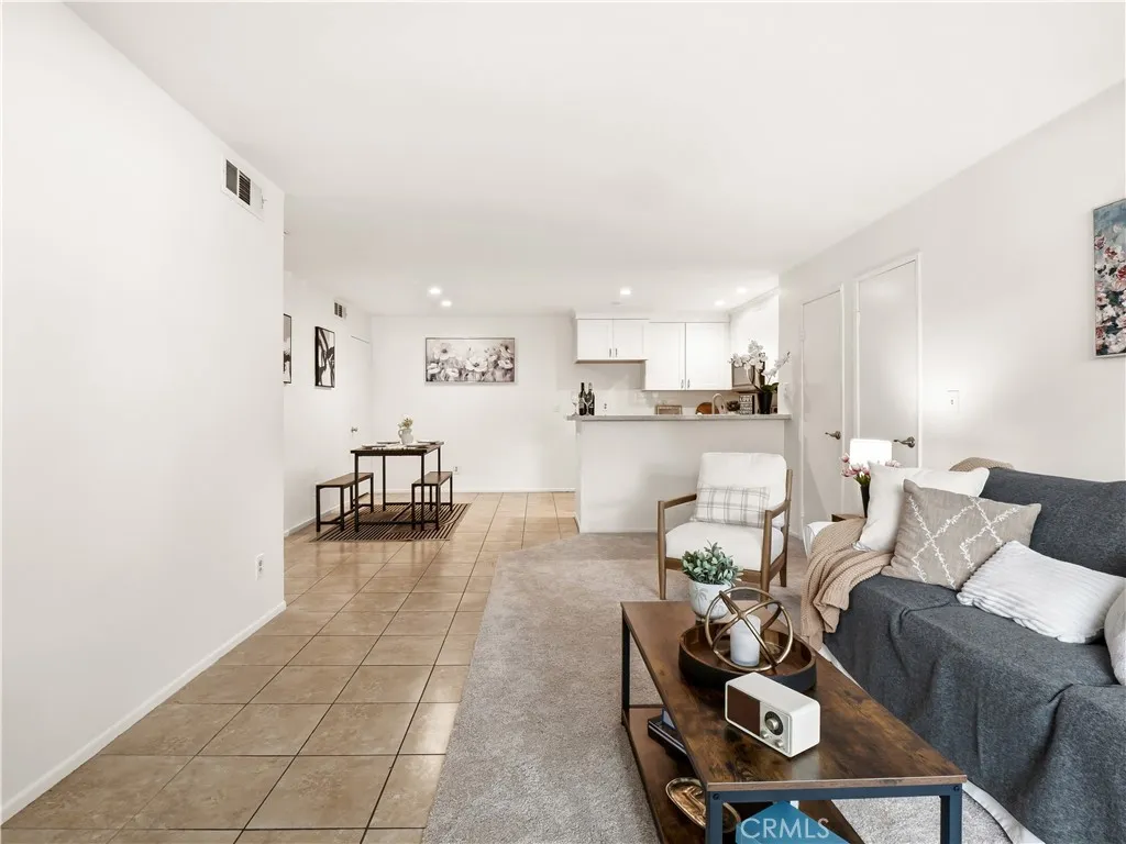 Additional image 34 of 25011 Peachland Avenue Unit 127, Newhall, CA 91321