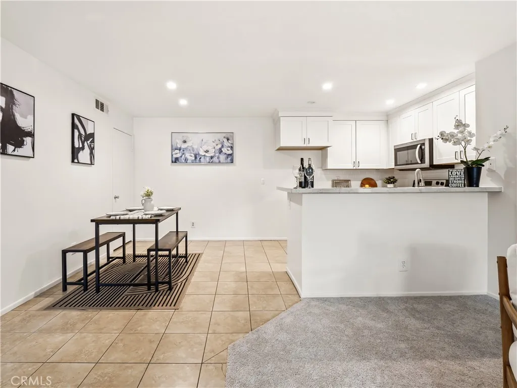 Additional image 36 of 25011 Peachland Avenue Unit 127, Newhall, CA 91321