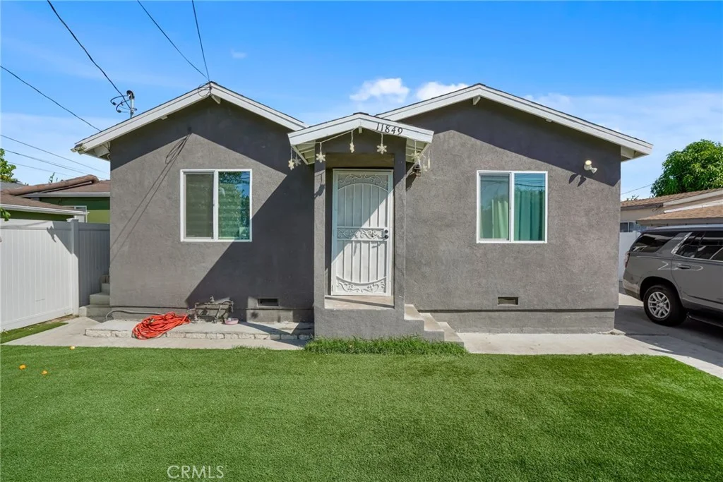 11849 Barnwall St, Norwalk, CA 90650 photo 4