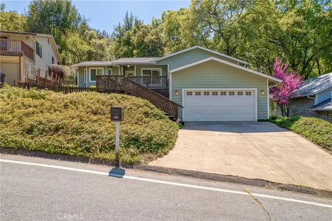 7300 Evergreen Drive, Kelseyville, CA MLS: LC25081949