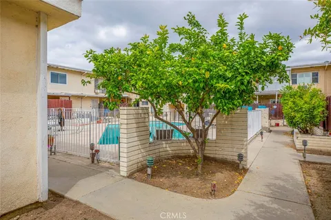 6000 Coldwater Canyon Avenue Unit 18, North Hollywood, CA 91606 - MLS#: GD24076869