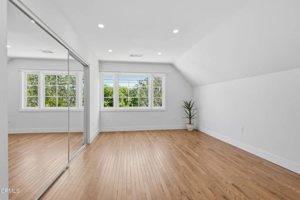 Additional image 37 of 380 S Parkwood Avenue, Pasadena, CA 91107