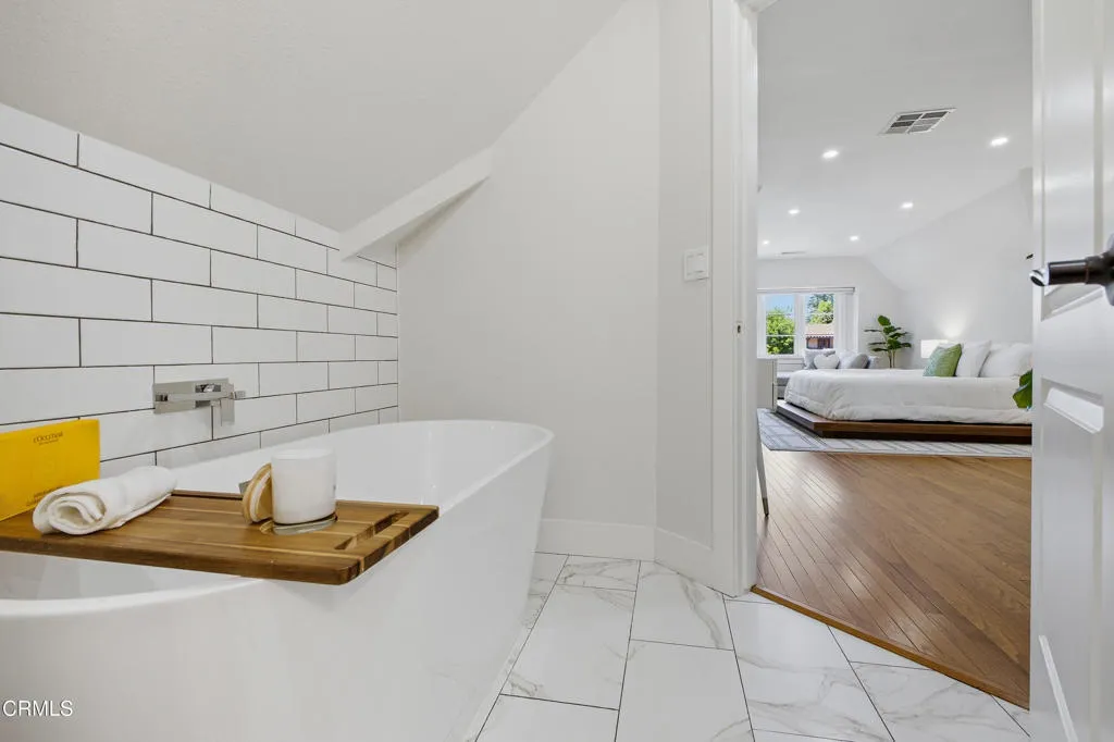 Additional image 79 of 380 S Parkwood Avenue, Pasadena, CA 91107