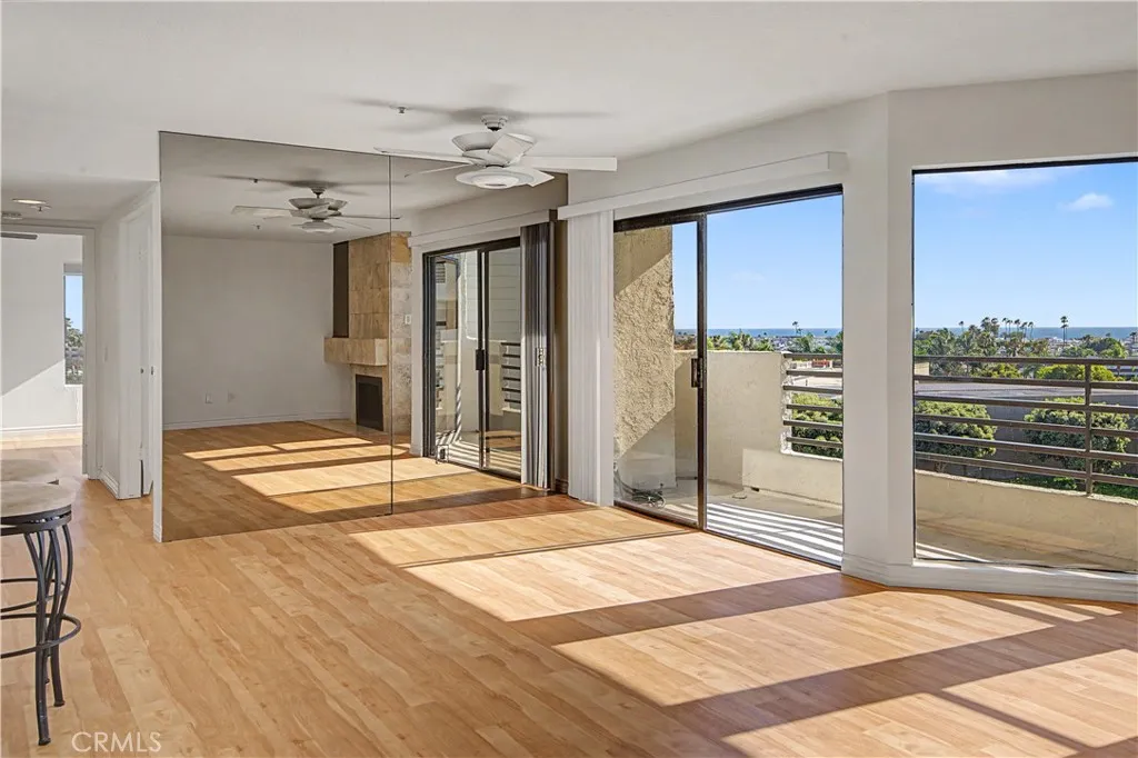 Additional image 4 of 280 Cagney Lane Unit 207, Newport Beach, CA 92663