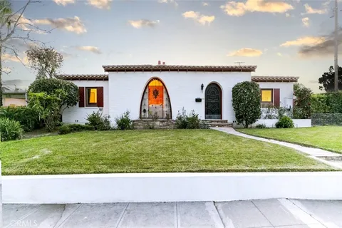233 N Sparks Street, Burbank, CA 91506 - MLS#: BB25059365