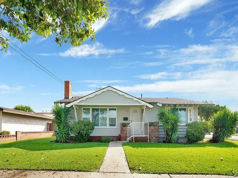 834 S Oakhaven Drive, Anaheim, CA MLS: PW25047630