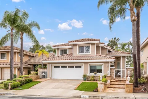 534 S Laureltree Drive, Anaheim Hills, CA MLS: OC25096122