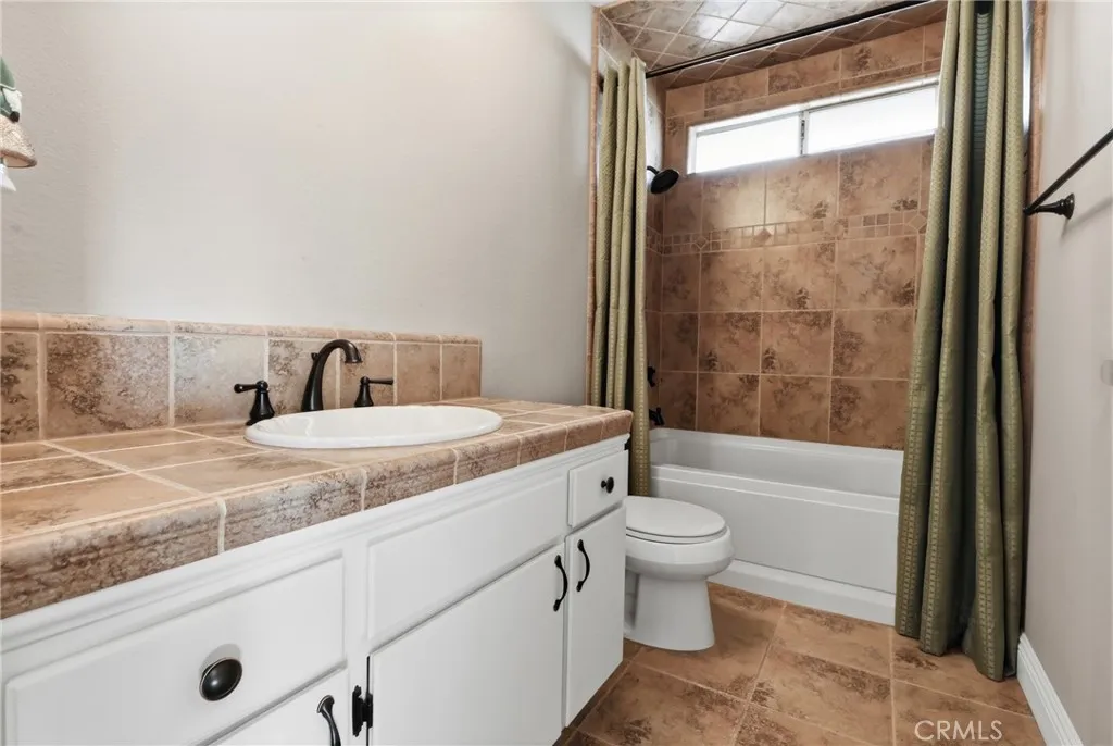 Additional image 47 of 13475 Apple Blossom Ln, Apple Valley, CA 92308