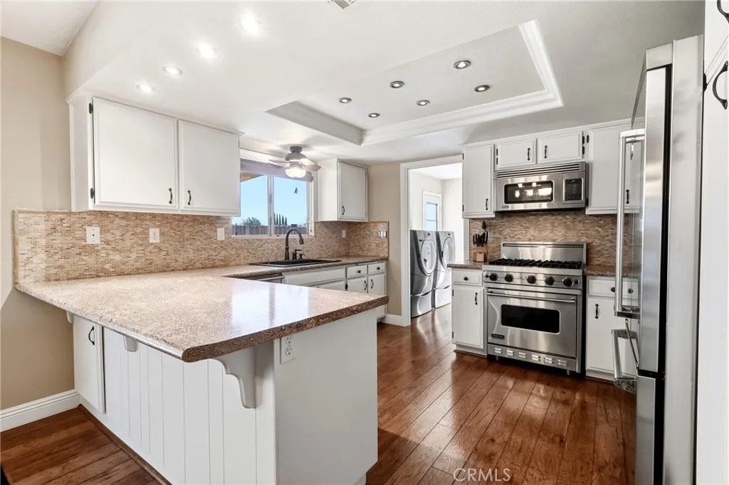 Additional image 40 of 13475 Apple Blossom Ln, Apple Valley, CA 92308