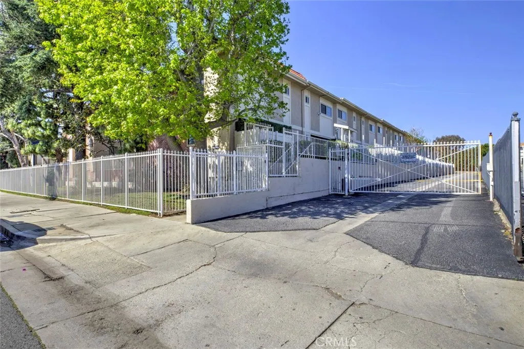Additional image 4 of 10155 De Soto Ave Unit 116, Chatsworth, CA 91311