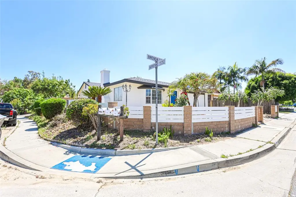 Additional image 38 of 2452 E Brenda St, West Covina, CA 91792