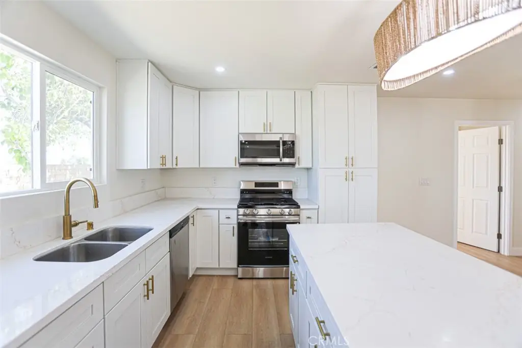 Additional image 51 of 2452 E Brenda St, West Covina, CA 91792