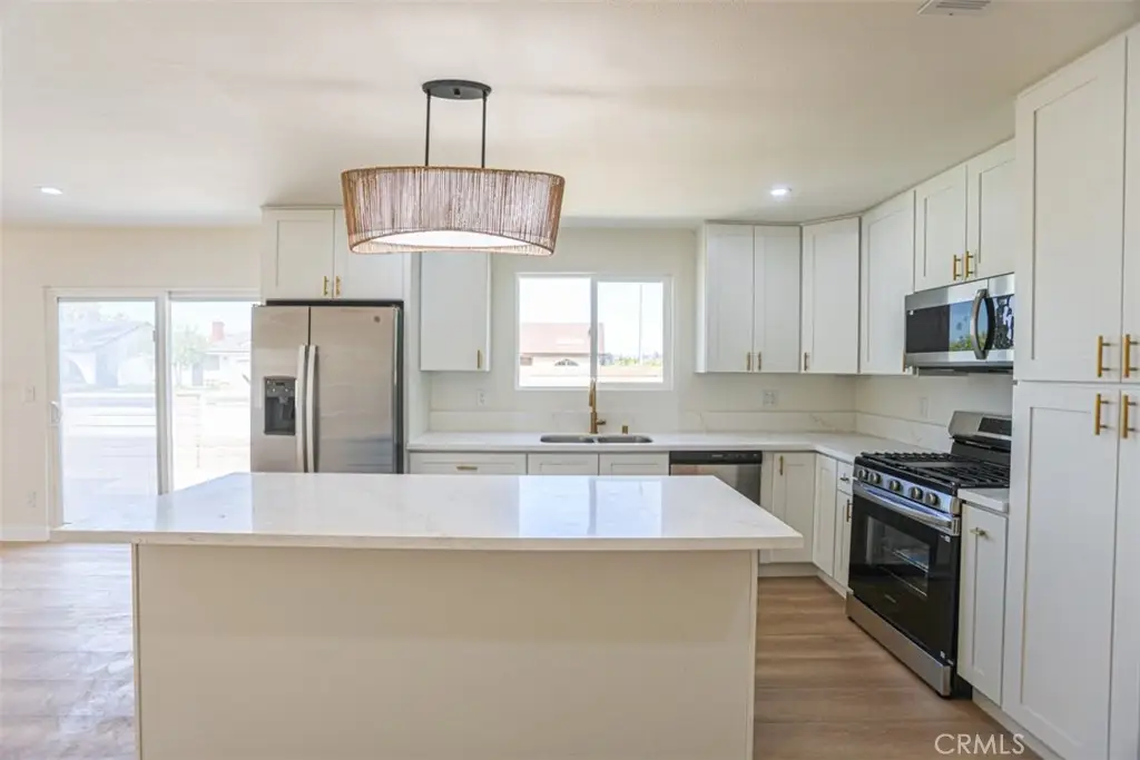 Additional image 47 of 2452 E Brenda St, West Covina, CA 91792