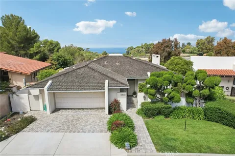 1917 Via Estudillo, Palos Verdes Estates, CA MLS: PV25071624