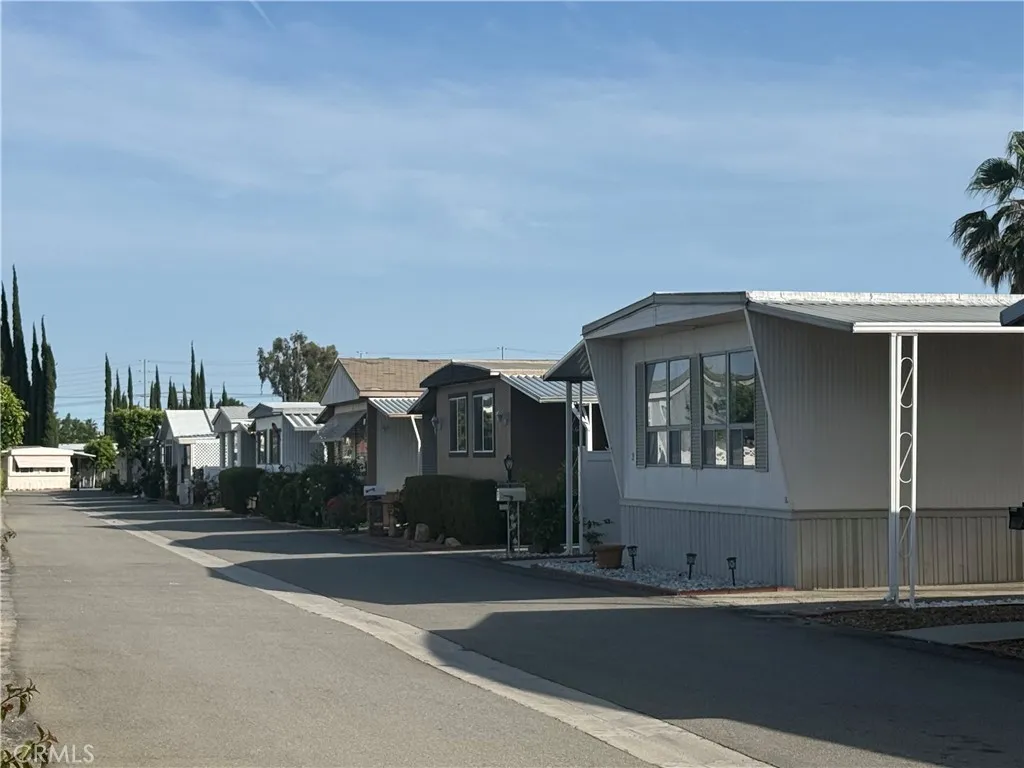 Additional image 16 of 8801 Eton Avenue Unit 35, Canoga Park, CA 91304