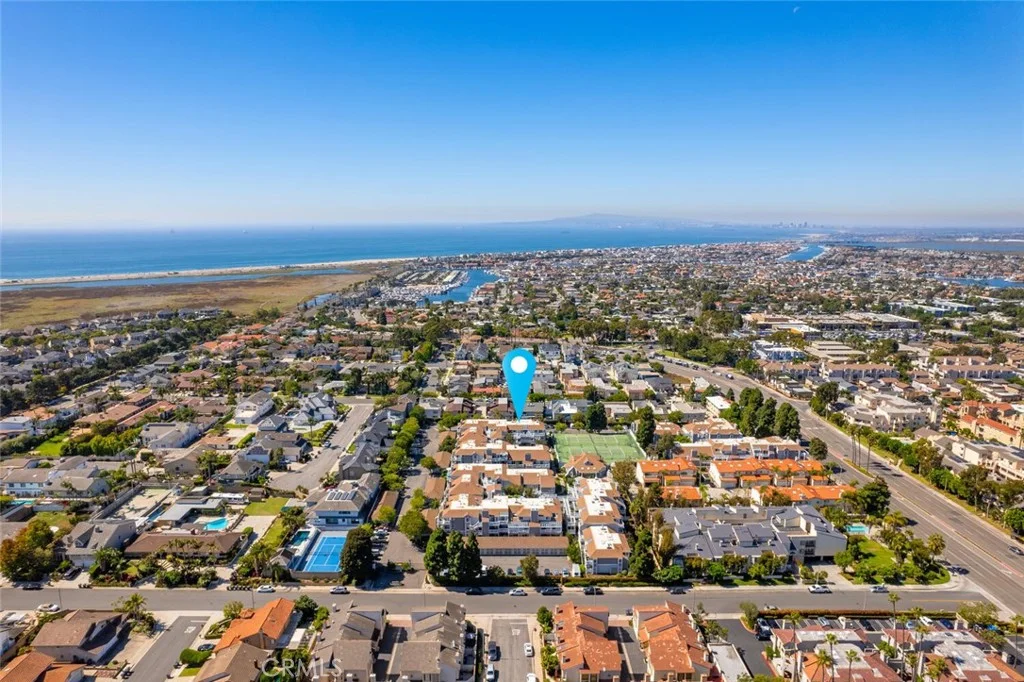 4682 Warner Ave Unit B302, Huntington Beach, CA 92649