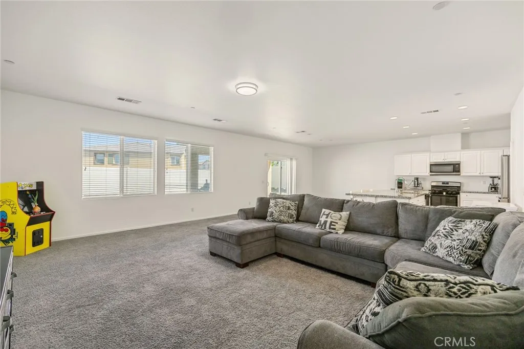 Additional image 43 of 38218 Chapelle Street, Palmdale, CA 93552