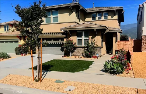 4986 Agave Avenue, Fontana, CA MLS: AR25081564