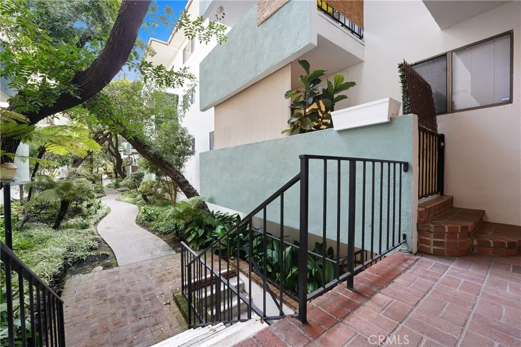 Property image for 5000 S Centinela Ave Unit 101, Los Angeles, CA 90066