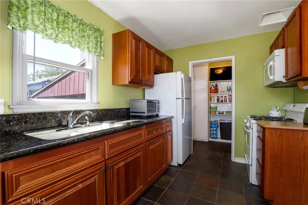 Additional image 38 of 38337 17th Street E, Palmdale, CA 93550