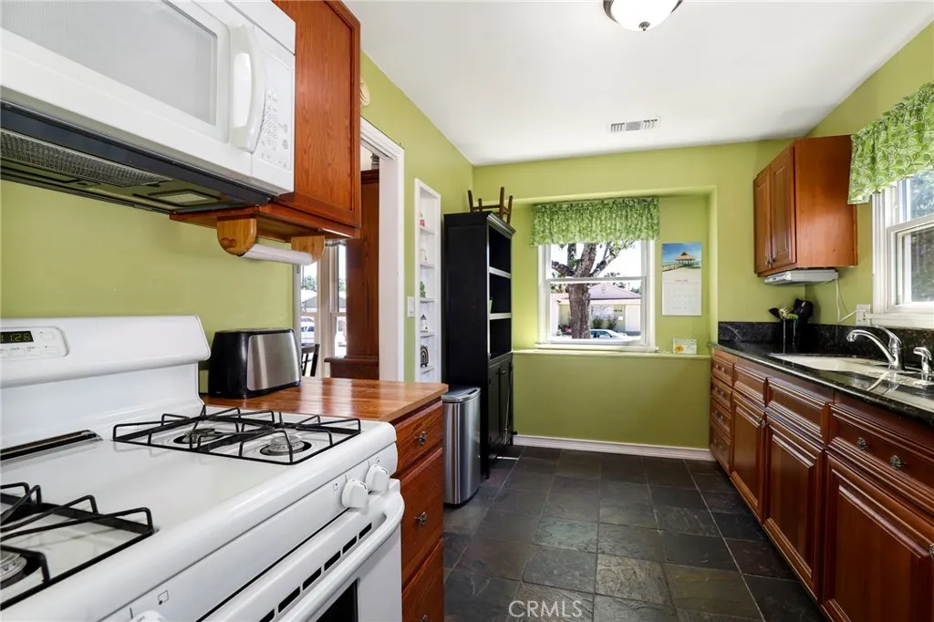 Additional image 37 of 38337 17th Street E, Palmdale, CA 93550