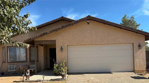 16607 Central Road, Apple Valley, CA MLS: IV24231696